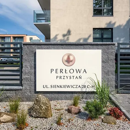 Apartament Flowers Z Parkingiem Perlowa Przystan - Holiday City Kolobrzeg Exterior photo