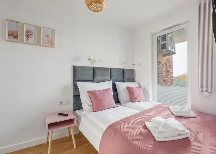 Apartament Flowers Z Parkingiem Perlowa Przystan - Holiday City
